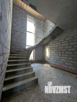 Коттедж 304м², 2-этажный, участок 8 сот.