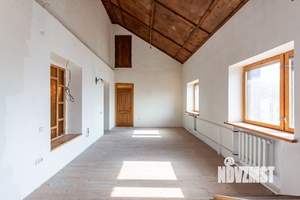 Дом 660м², 2-этажный, участок 13 сот.