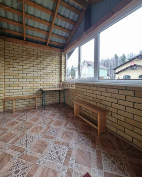 Дом 204м², 2-этажный, участок 10 сот.