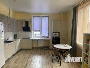 Дом 159м², 2-этажный, участок 8 сот.