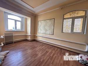 Дом 320м&sup2;, 2-этажный, на длительный срок, 
