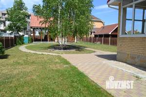 Коттедж 170м², 2-этажный, на длительный срок, 