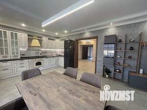 Дом 320м², 2-этажный, на длительный срок, 