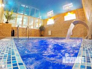 Дом 300м&sup2;, 3-этажный, посуточно, 