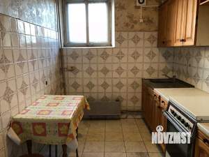 Коттедж 350м², 3-этажный, на длительный срок, 