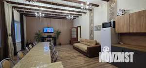 Дом 140м&sup2;, 2-этажный, посуточно, 