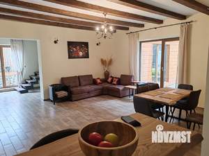 Дом 205м², 2-этажный, посуточно, 