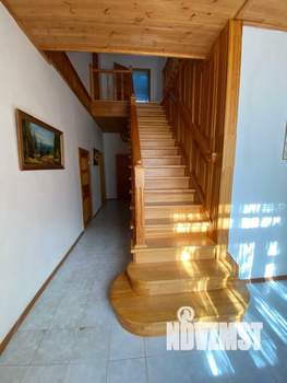 Дом 326м&sup2;, 2-этажный, на длительный срок, 