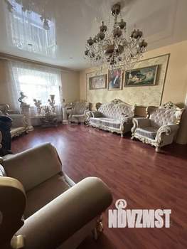 Дом 320м&sup2;, 2-этажный, на длительный срок, 