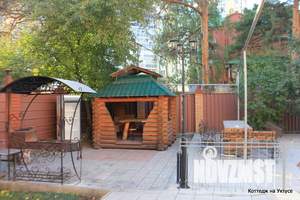 Дом 350м&sup2;, 3-этажный, посуточно, 