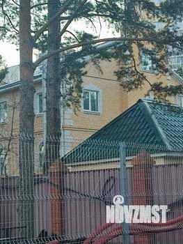 Дом 350м&sup2;, 3-этажный, посуточно, 