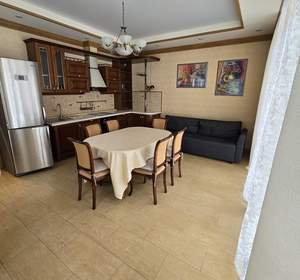 Дом 150м², 2-этажный, на длительный срок, 