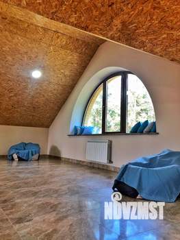 Дом 500м&sup2;, 3-этажный, посуточно, 