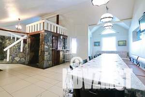 Дом 220м&sup2;, 2-этажный, посуточно, 