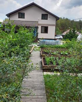 Дом 240м², 2-этажный, участок 10 сот.  