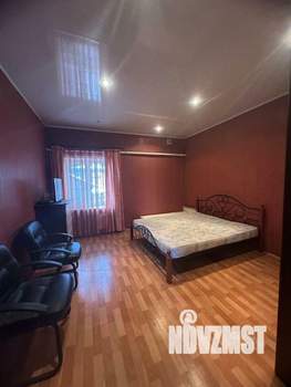 Дом 270м², 2-этажный, участок 6 сот.  