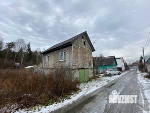 Дом 45м², 2-этажный, участок 5 сот.  