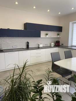 Коттедж 270м&sup2;, 2-этажный, участок 7 сот.  