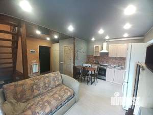 Дом 250м², 2-этажный, участок 6 сот.  