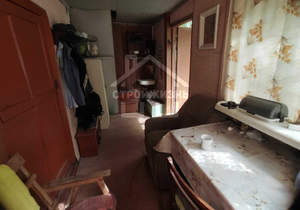 Дом 40м², 2-этажный, участок 6 сот.  