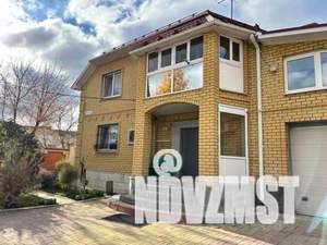 Коттедж 450м², 2-этажный, участок 9 сот.  