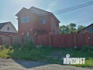 Дом 180м², 2-этажный, участок 10 сот.  