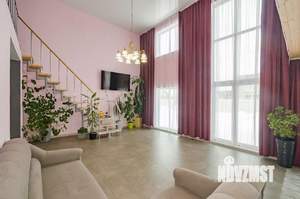 Коттедж 152м², 2-этажный, участок 10 сот.  