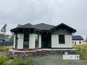 Дом 97м&sup2;, 1-этажный, участок 8 сот.  