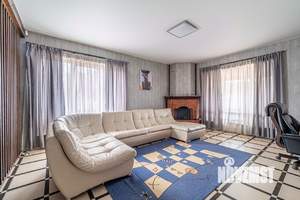 Дом 240м², 3-этажный, участок 12 сот.  