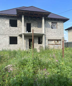 Дом 220м², 2-этажный, участок 8 сот.  
