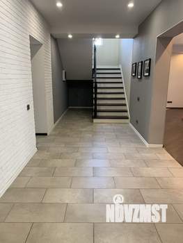 Коттедж 270м&sup2;, 2-этажный, участок 7 сот.  