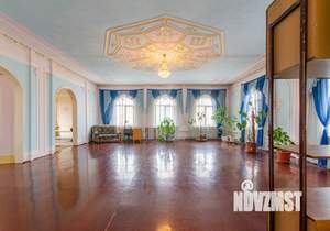 Коттедж 333м², 2-этажный, участок 4 сот.  