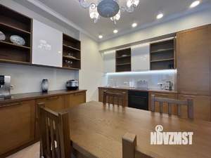 Таунхаус 240м², 3-этажный, участок 3 сот.  