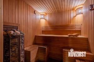 Коттедж 490м², 2-этажный, участок 10 сот.  