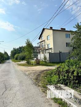 Дом 417м², 3-этажный, участок 10 сот.  