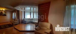 Дом 524м², 4-этажный, участок 17 сот.  