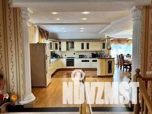 Коттедж 450м², 2-этажный, участок 9 сот.  