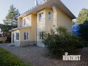 Коттедж 155м², 2-этажный, участок 10 сот.  