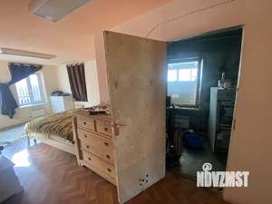 Дом 220м², 2-этажный, участок 10 сот.  