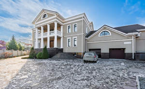 Дом 1200м², 3-этажный, участок 16 сот.  