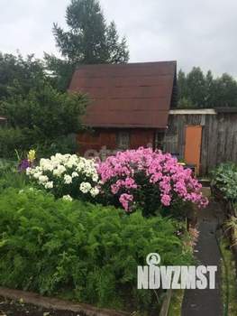 Дом 25м², 2-этажный, участок 5 сот.  