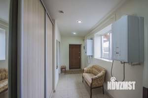 Коттедж 385м², 2-этажный, участок 12 сот.  