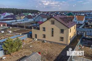 Коттедж 380м², 3-этажный, участок 10 сот.  