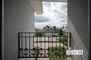 Дом 213м², 2-этажный, участок 10 сот.  