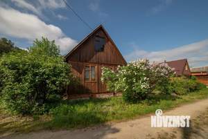Дом 50м², 2-этажный, участок 6 сот.  