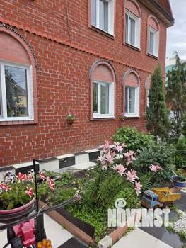 Коттедж 245м&sup2;, 2-этажный, участок 5 сот.  