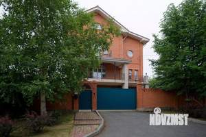 Коттедж 365м², 3-этажный, участок 11 сот.  