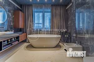 Коттедж 300м², 2-этажный, участок 10 сот.  