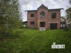 Коттедж 263м², 3-этажный, участок 11 сот.  