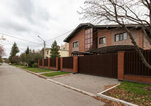 Дом 410м², 2-этажный, участок 14 сот.  